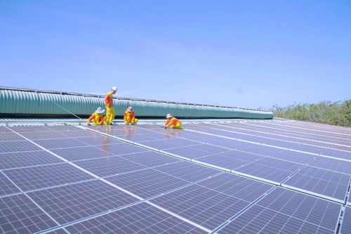 立足新能源戰略，建設智慧化光伏電站集控中心 光伏設備的革新與整合